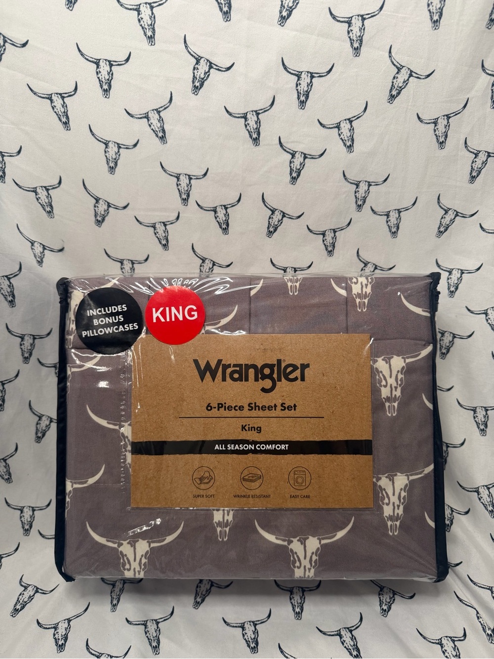 Wrangler King Sheet Set in Gray with White Steer Skull Print